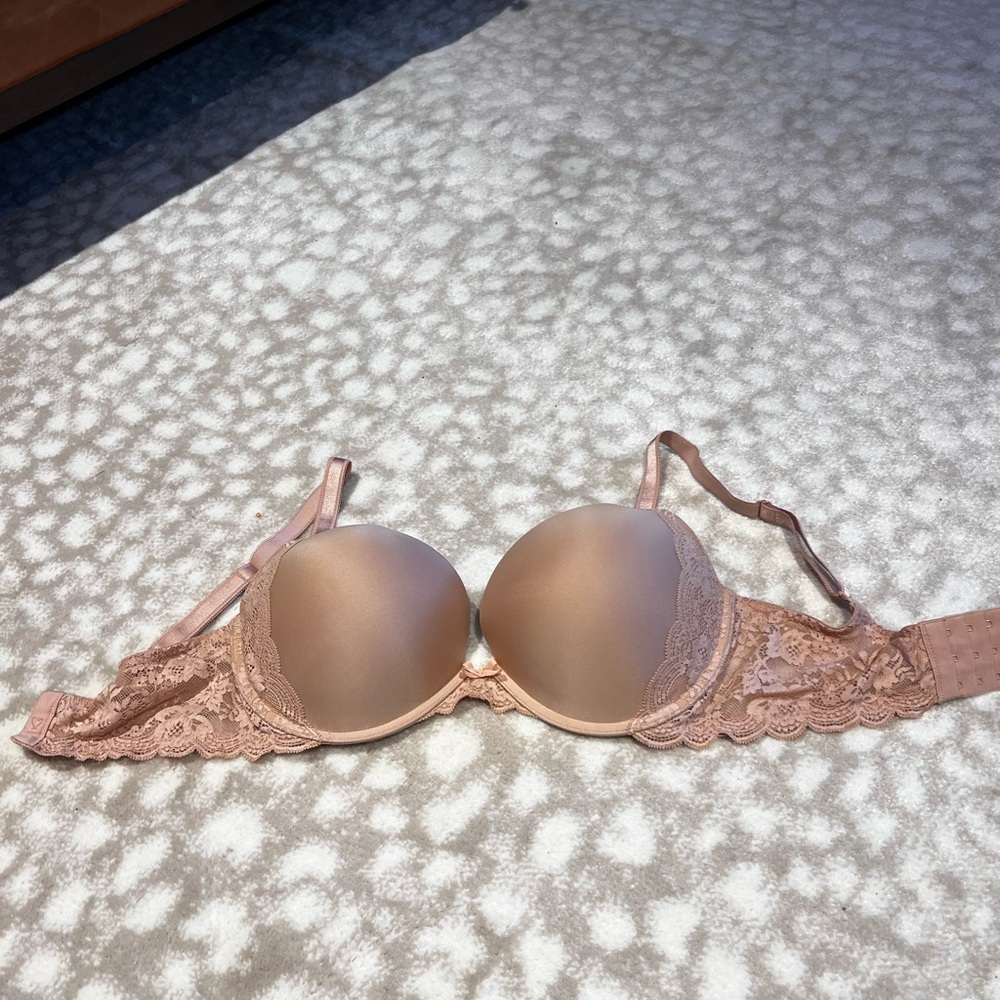 Victoria’s Secret Dream Angels push-up bra NWOT 34DDD